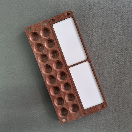 Wooden Travel Mini Palette 16 Wells